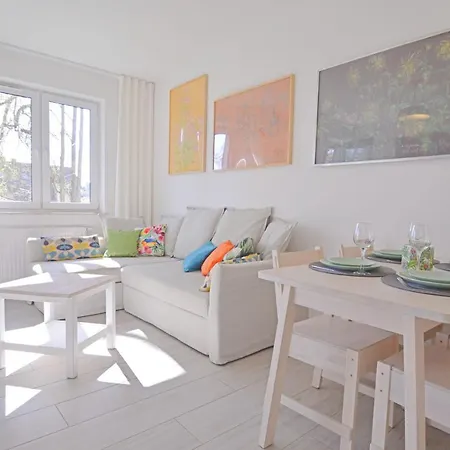 Bryza - Osiedle Ulanska - Parking Apartamento Świnoujście