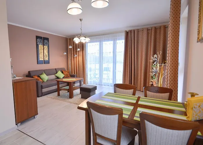 Apartman Bryza - Osiedle Ulanska - Parking *