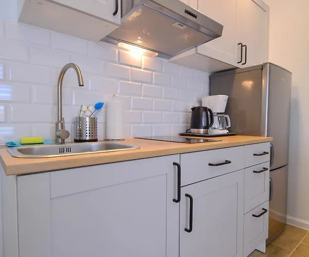 Apartman Bryza - Osiedle Ulanska - Parking *